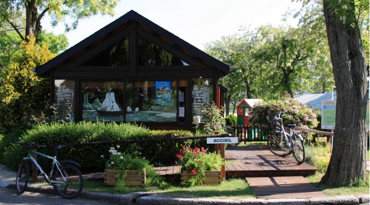 Camping Touristique de Gien ***